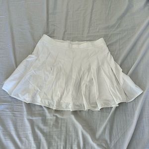 Outdoor Places White Pleaded Tennis Skirt w/ Lined Shorts